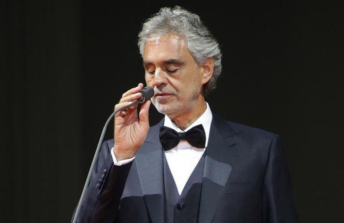 Andrea Bocelli hát mở màn trong lễ mở màn Euro 2020